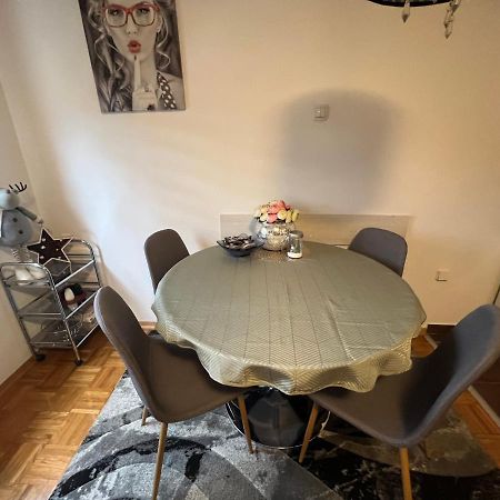 Apartment Sweet Dreams-Close To Zoo,Dinamo Stadium And The City Center 자그레브 외부 사진