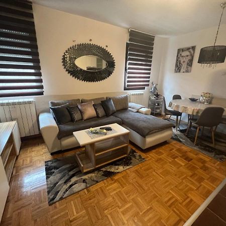 Apartment Sweet Dreams-Close To Zoo,Dinamo Stadium And The City Center 자그레브 외부 사진