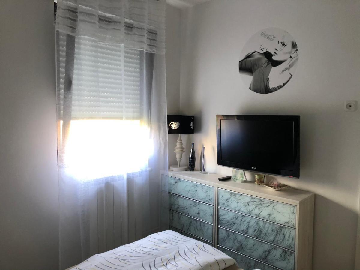 Apartment Sweet Dreams-Close To Zoo,Dinamo Stadium And The City Center 자그레브 외부 사진