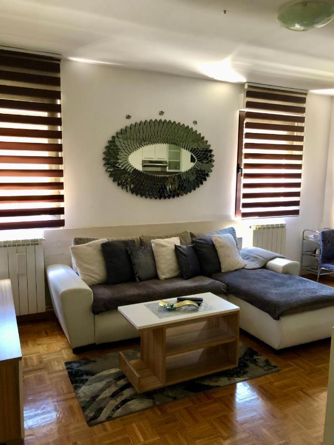 Apartment Sweet Dreams-Close To Zoo,Dinamo Stadium And The City Center 자그레브 외부 사진